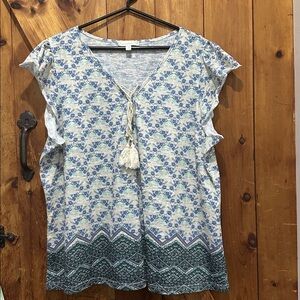 Suzanne Betro Blue and White Knit Top